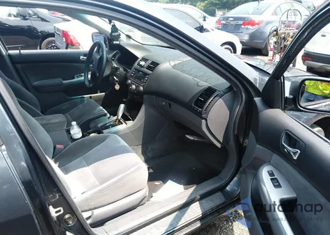 2003 Honda Accord 2.4 Ex from USA, damaged, VIN 1HGCM56663A032980